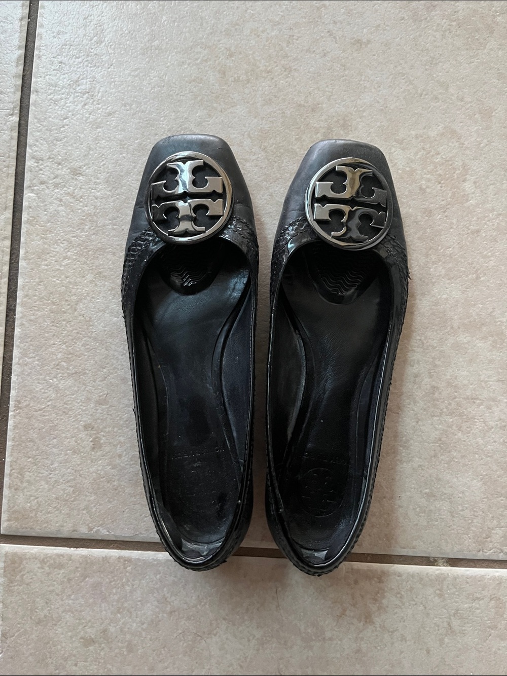 Tory Burch Black Leather Logo Medallion Ballet Flats